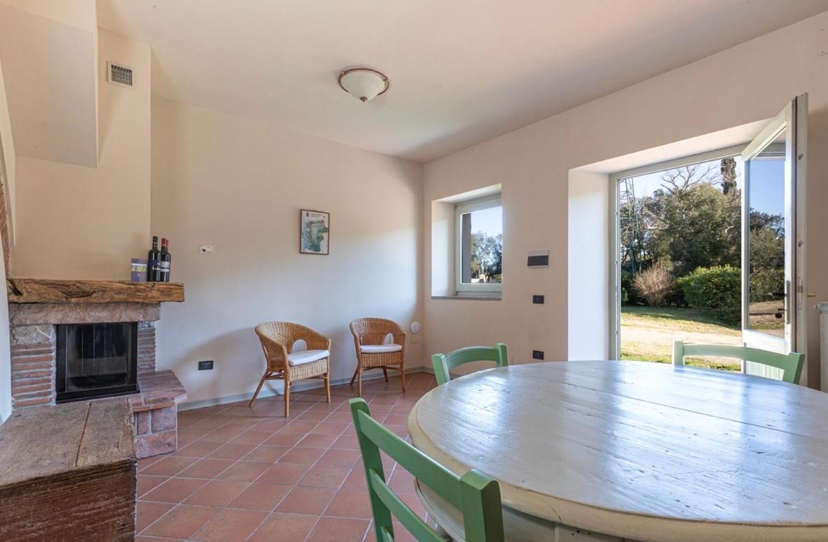 Agriturismo Il Ghiaccio 苏韦雷托 外观 照片